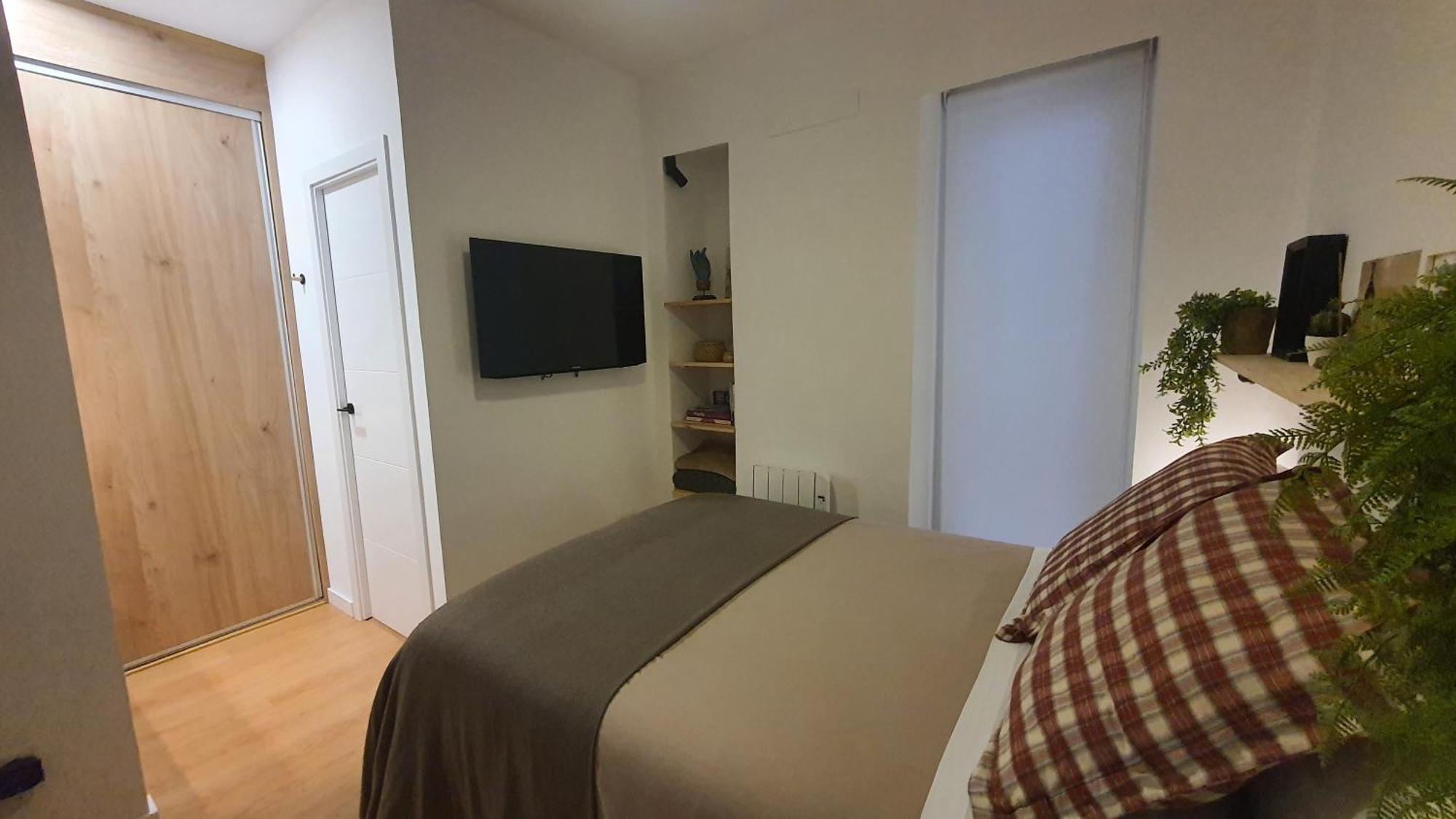 Rentadore Atocha Suites Madrid Exterior foto
